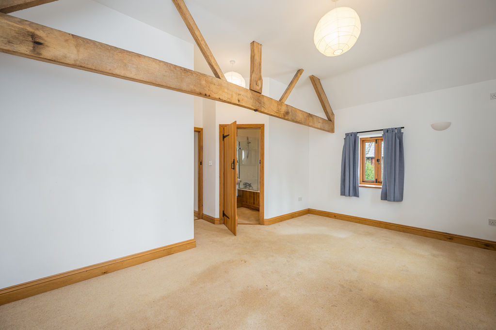 Bedroom- click for photo gallery